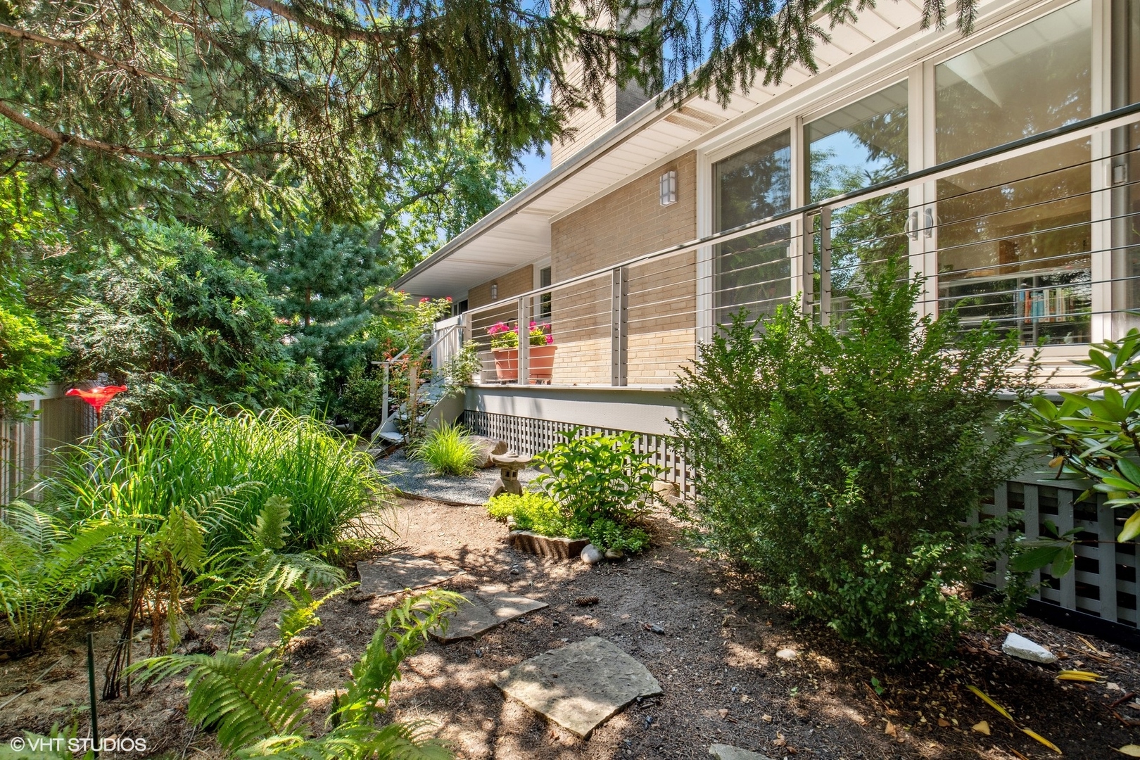 2921 Sheridan Road Evanston, IL 60201 - Photo 35 of 38 a house view with a backyard space