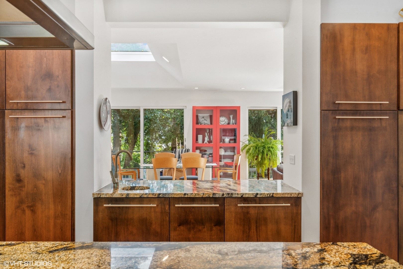 2921 Sheridan Road Evanston, IL 60201 - Photo 10 of 38 a living room with stainless steel appliances granite countertop a refrigerator and a table