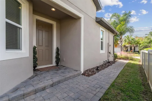 $413,200 | 19322 Hawk Valley Drive, Tampa, FL 33647