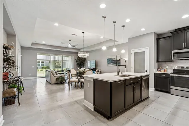 $413,200 | 19322 Hawk Valley Drive, Tampa, FL 33647