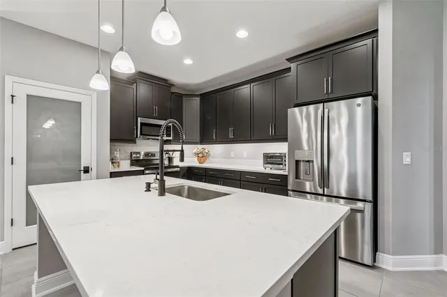 $413,200 | 19322 Hawk Valley Drive, Tampa, FL 33647