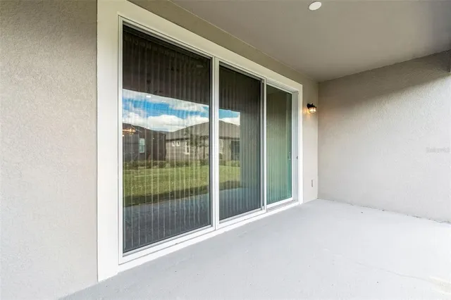 $413,200 | 19322 Hawk Valley Drive, Tampa, FL 33647