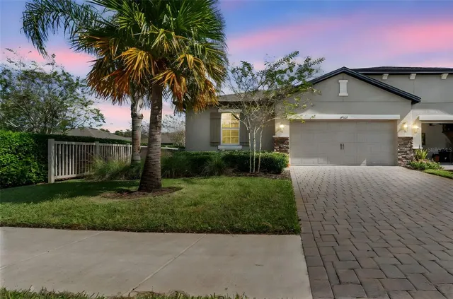 $413,200 | 19322 Hawk Valley Drive, Tampa, FL 33647