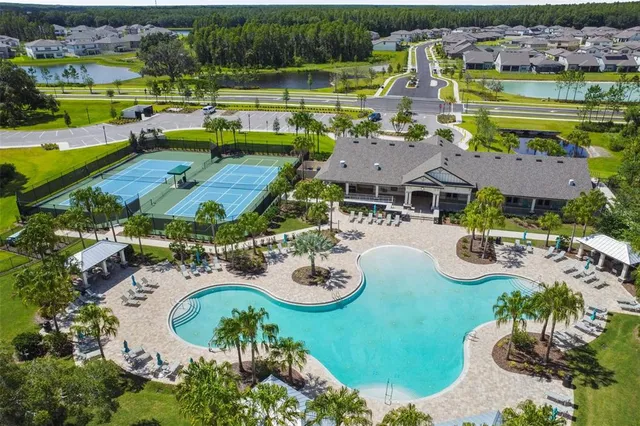 $413,200 | 19322 Hawk Valley Drive, Tampa, FL 33647