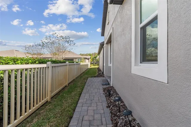 $413,200 | 19322 Hawk Valley Drive, Tampa, FL 33647