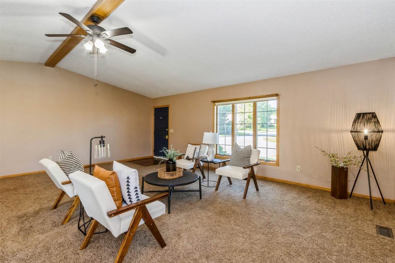 210 Valley Road Williamsburg, IA 52361 - Photo 6 of 26 Gallery Image 6