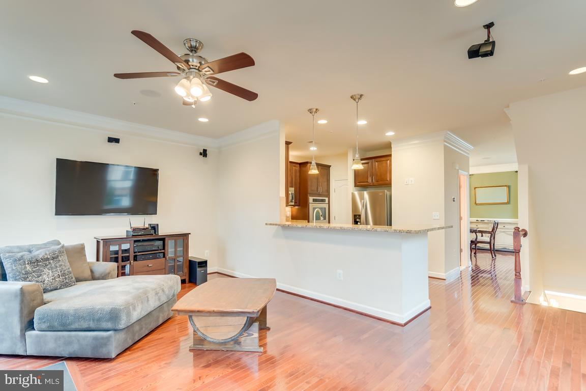 2111 Little Sorrel Way Silver Spring, MD 20902 - Photo 13 of 35 Gallery Image 13