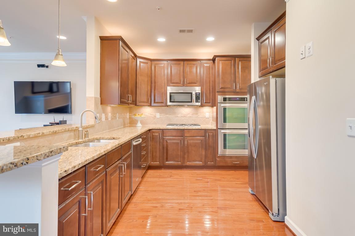 2111 Little Sorrel Way Silver Spring, MD 20902 - Photo 15 of 35 Gallery Image 15