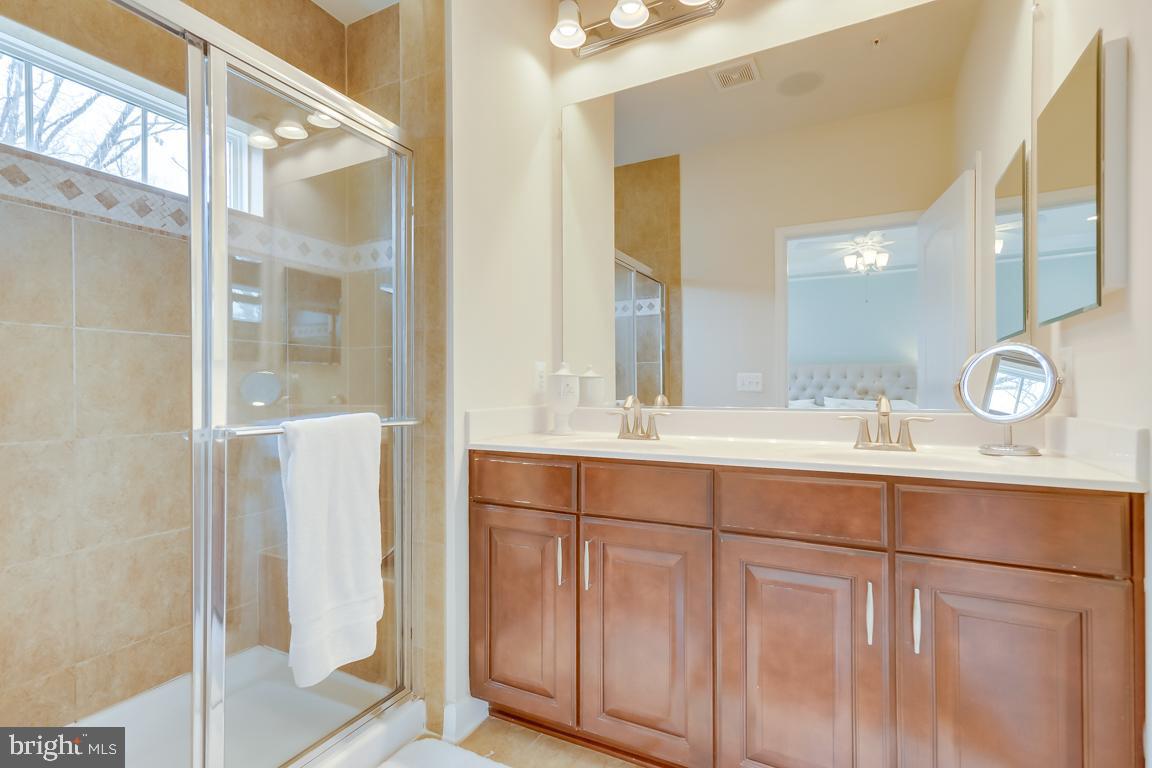 2111 Little Sorrel Way Silver Spring, MD 20902 - Photo 26 of 35 Gallery Image 26