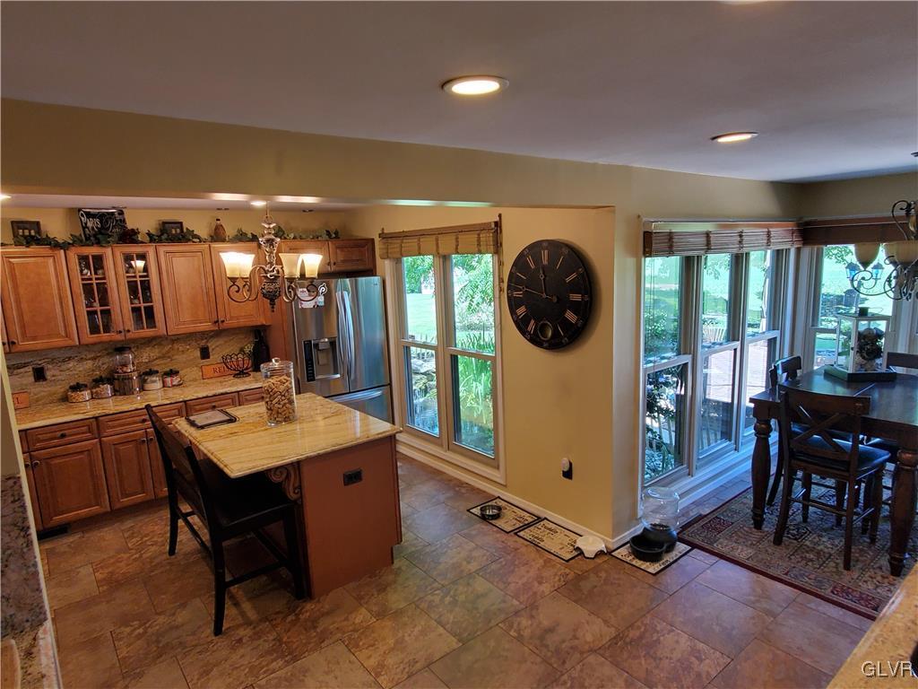 5804 Shows Road Bethlehem, PA 18017 - Photo 5 of 36 Gallery Image 5