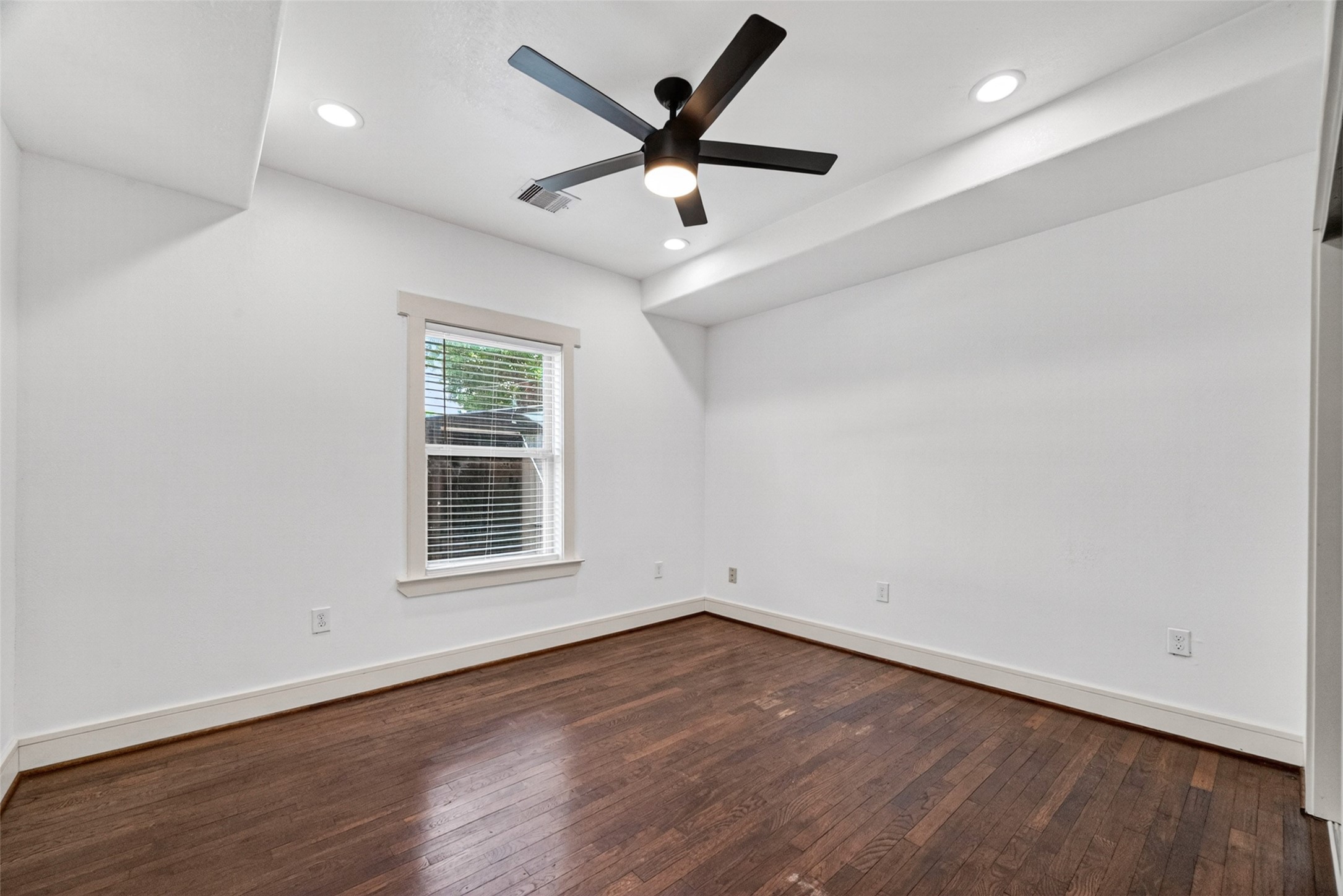 7030 Sidney Street Houston, TX 77021 - Photo 26 of 32