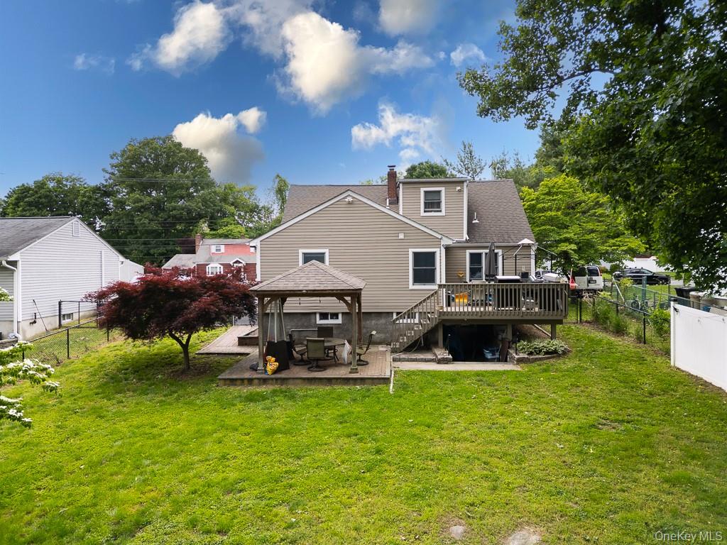 22 Oakbrook Road Ossining, NY 10562 - Photo 6 of 47