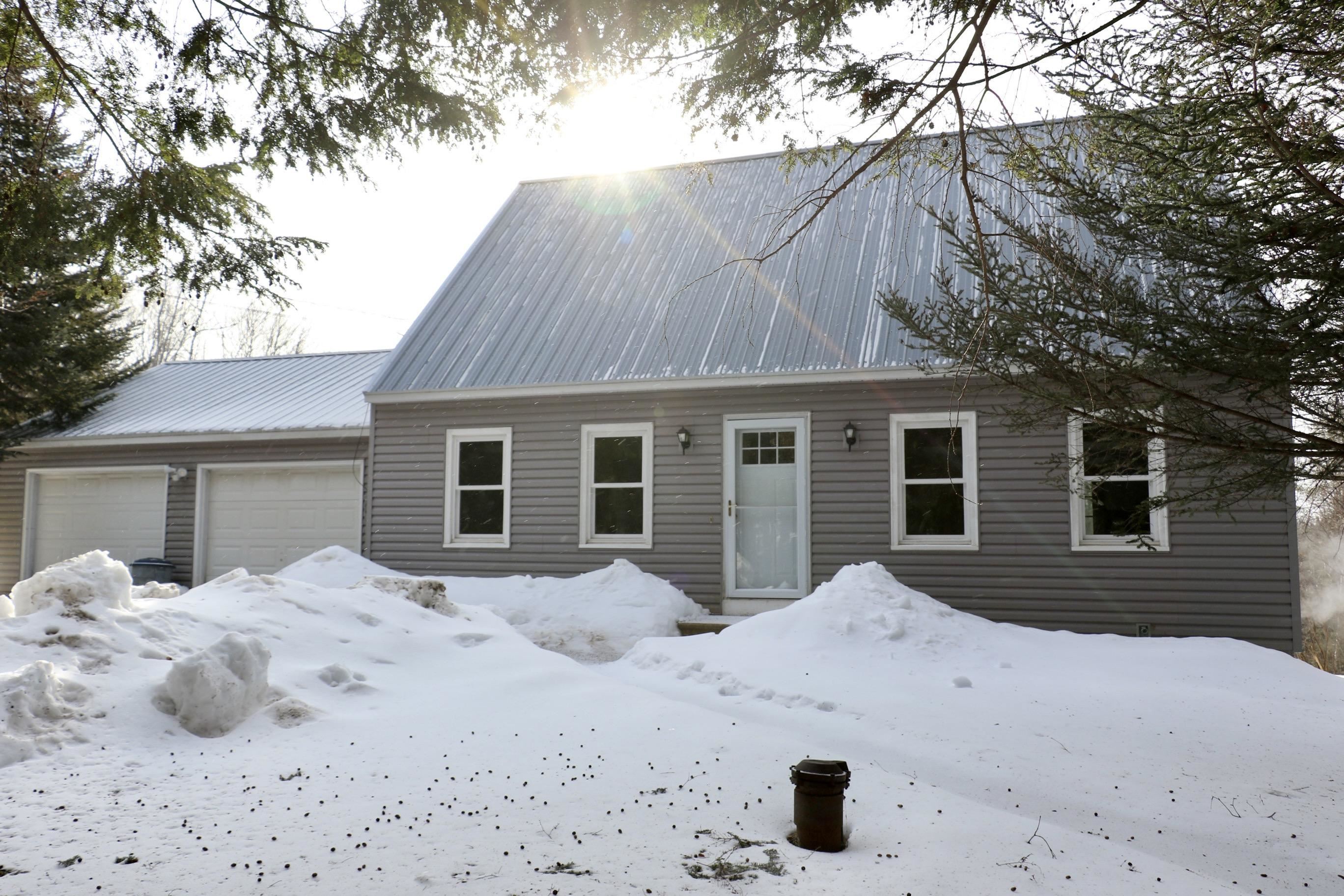 179 Robert Rogers Road Dunbarton, NH 03046 - Photo 1 of 32 Gallery Image 1
