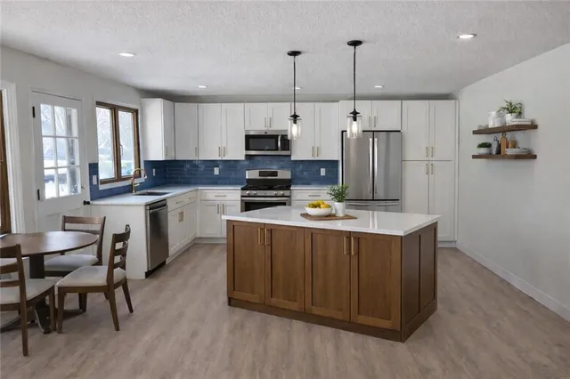 $350,000 | 9021 Arlington Court, Kansas City, MO 64138