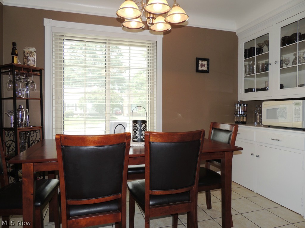 8012 Ackley Road Parma, OH 44129 - Photo 5 of 25
