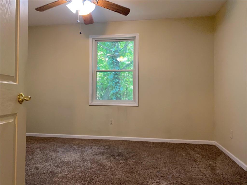 415 Hackett Road Goshen, IN 46528 - Photo 13 of 45 Gallery Image 13