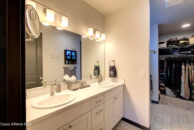 $699,000 | 6940 North Hourglass Drive, Coeur D'Alene, ID 83815