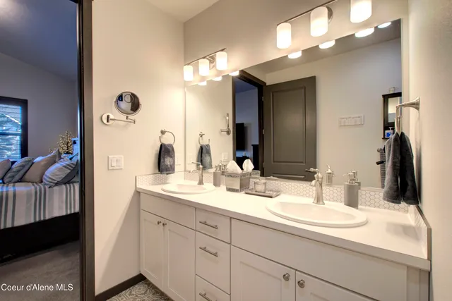 $699,000 | 6940 North Hourglass Drive, Coeur D'Alene, ID 83815