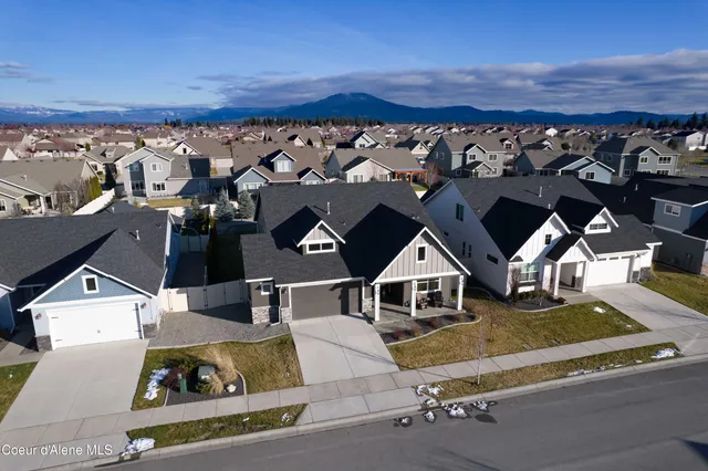 $699,000 | 6940 North Hourglass Drive, Coeur D'Alene, ID 83815