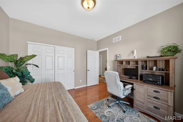 $375,000 | 305 Newport Drive, St. Peters, MO 63376