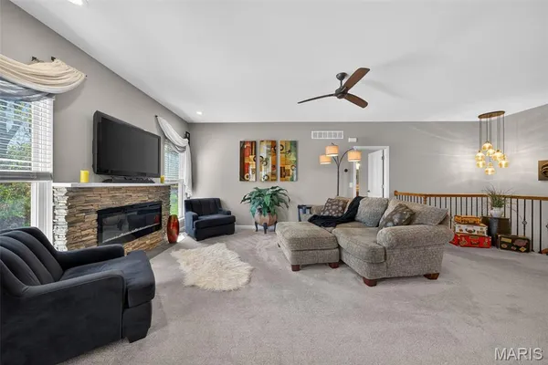 $375,000 | 305 Newport Drive, St. Peters, MO 63376