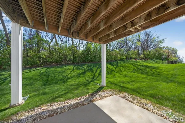 $375,000 | 305 Newport Drive, St. Peters, MO 63376
