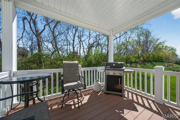 $375,000 | 305 Newport Drive, St. Peters, MO 63376