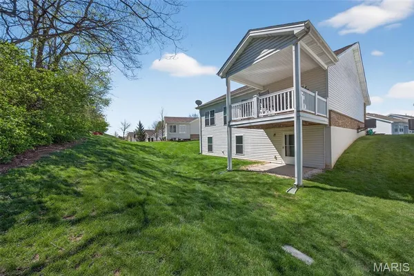 $375,000 | 305 Newport Drive, St. Peters, MO 63376