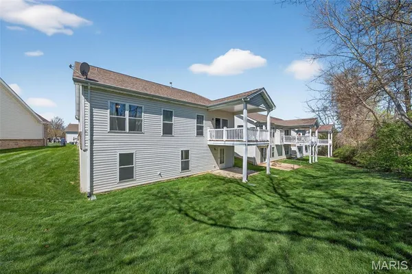 $375,000 | 305 Newport Drive, St. Peters, MO 63376