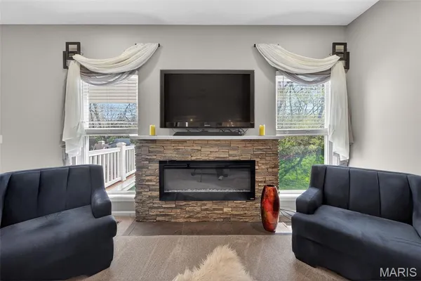 $375,000 | 305 Newport Drive, St. Peters, MO 63376