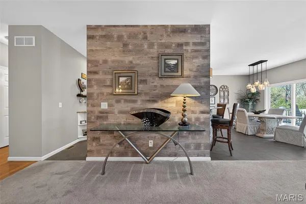 $375,000 | 305 Newport Drive, St. Peters, MO 63376