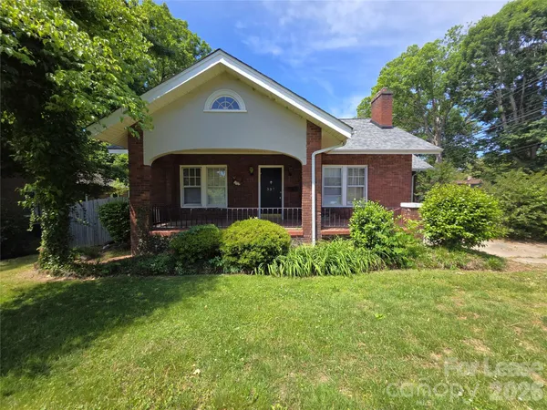 $1,395 | 337 North 9th Street, Albemarle, NC 28001