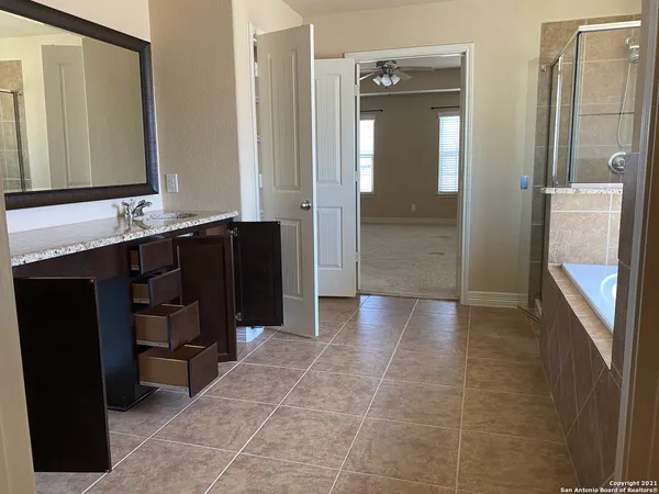 $2,400 | 3101 Christians Tee, Schertz, TX 78108