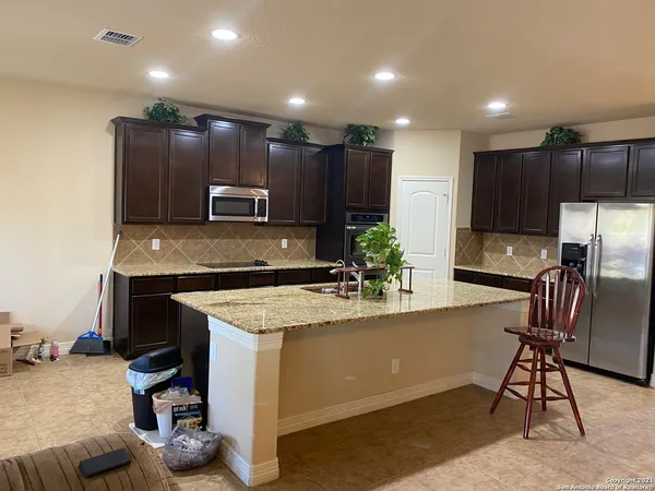 $2,400 | 3101 Christians Tee, Schertz, TX 78108