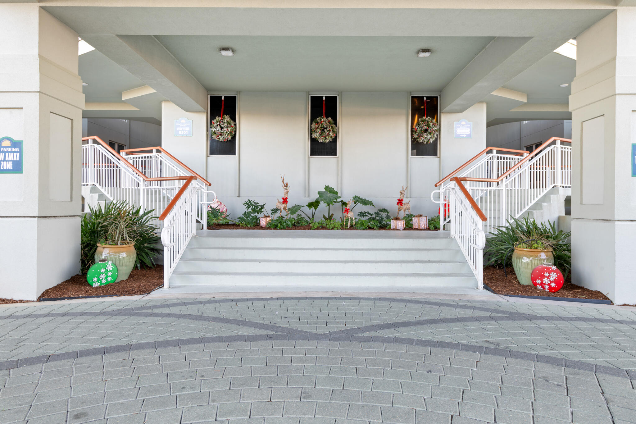 8501 Gulf Boulevard, Unit PH2E Navarre, FL 32566 - Photo 9 of 50 DSC_5465_MLS_64