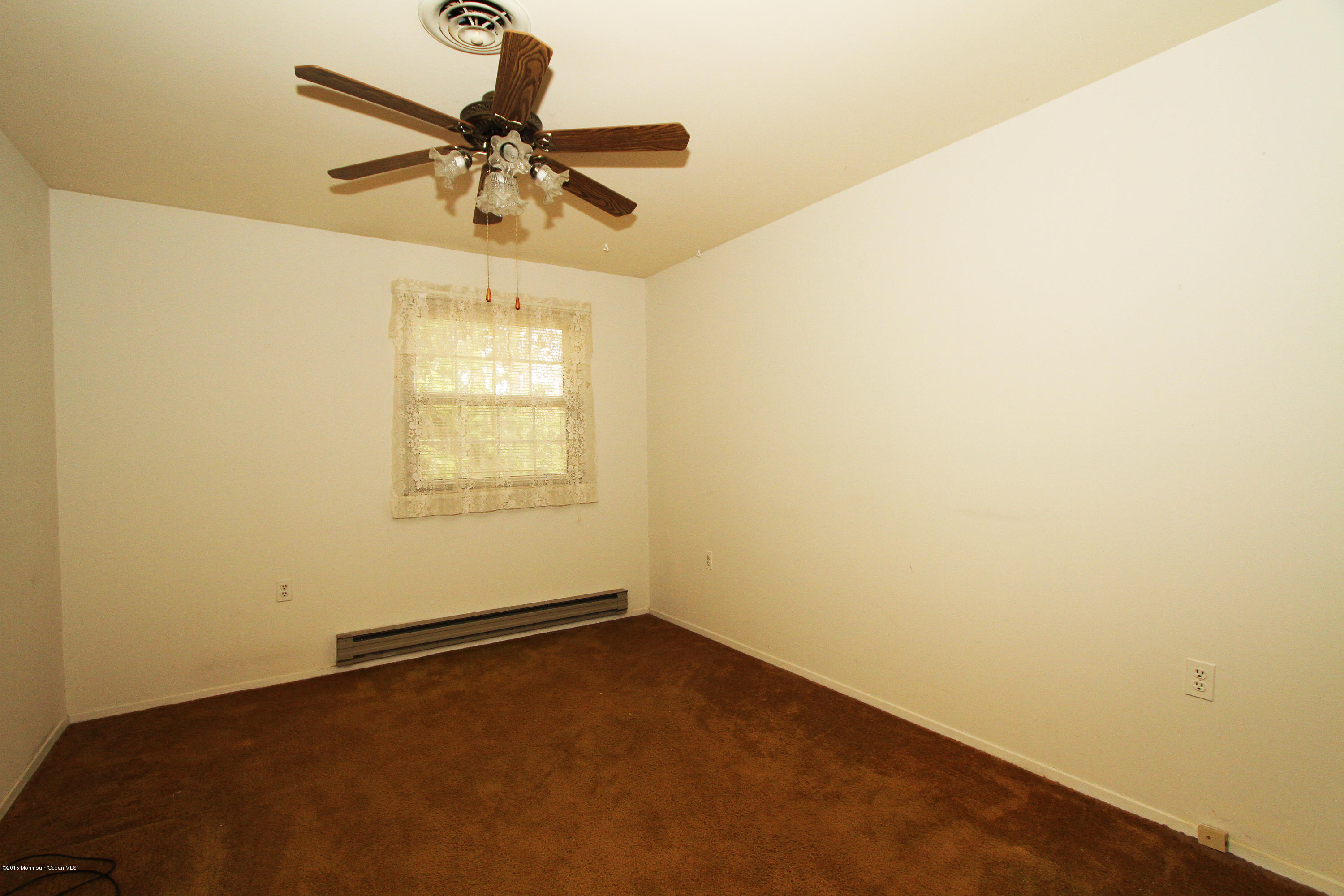 139 A Sunset Road, Unit A Whiting, NJ 08759 - Photo 11 of 19 1st Bedroom