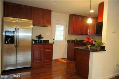 264 Caldwell Road Pasadena, MD 21122 - Photo 3 of 21 Kitchen