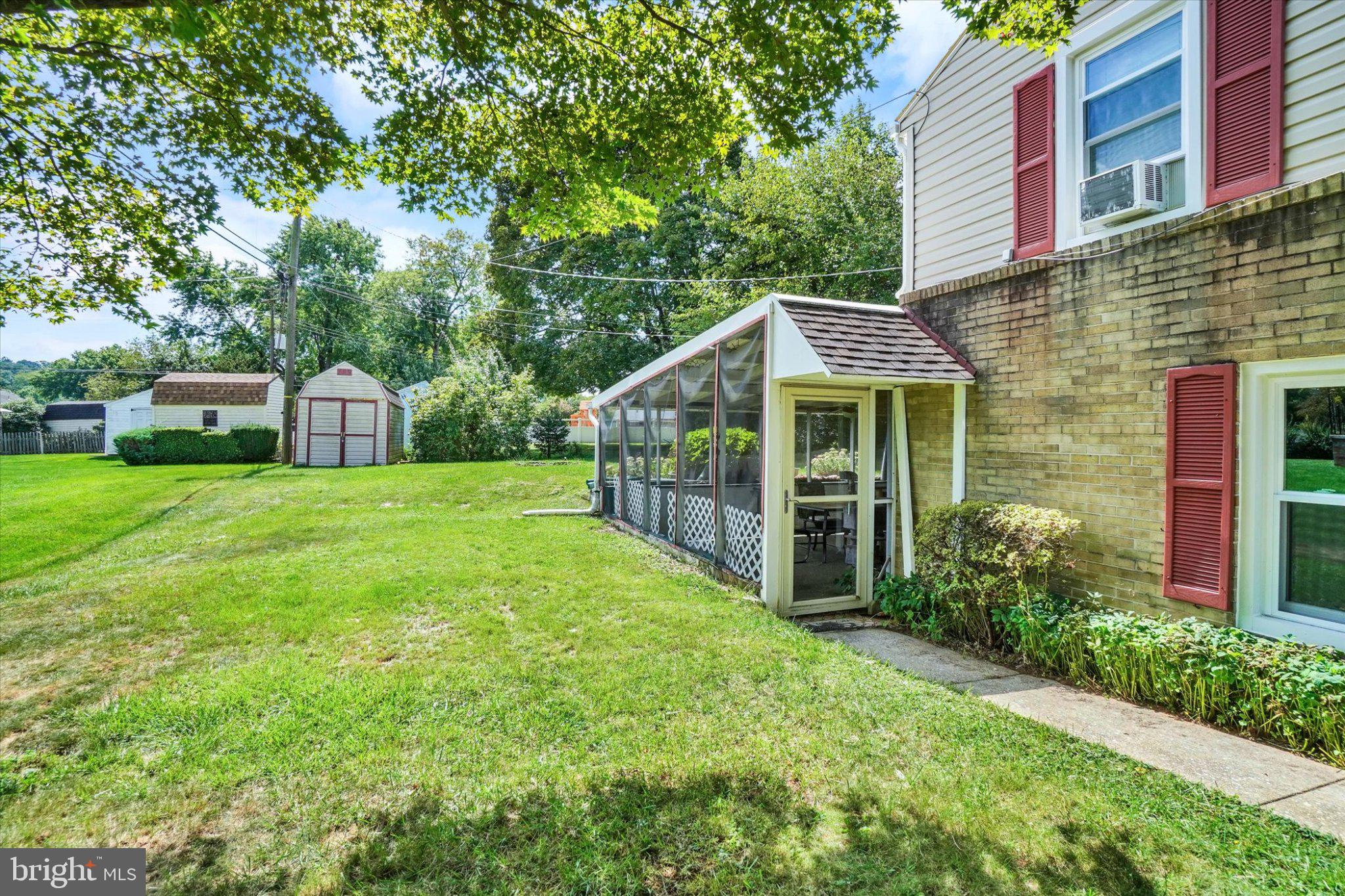 3310 Edenbridge Road York, PA 17402 - Photo 18 of 26 Gallery Image 18