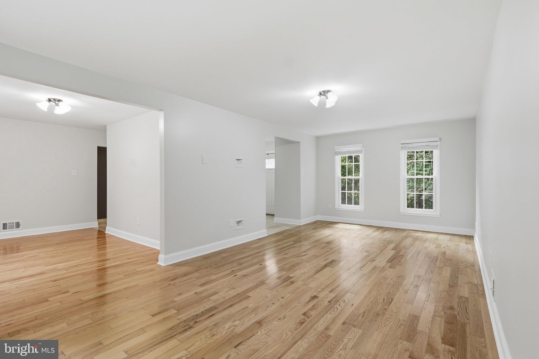 12348 Coleraine Court Reston, VA 20191 - Photo 8 of 56 Hardwood Floor