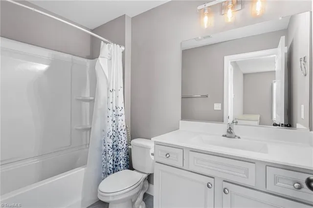 $419,900 | 1408 Farm Ridge Road, Kernersville, NC 27284