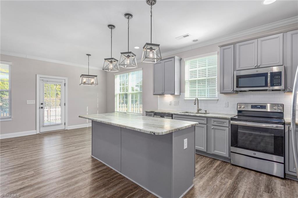 1408 Farm Ridge Road Kernersville, NC 27284 - Photo 7 of 27