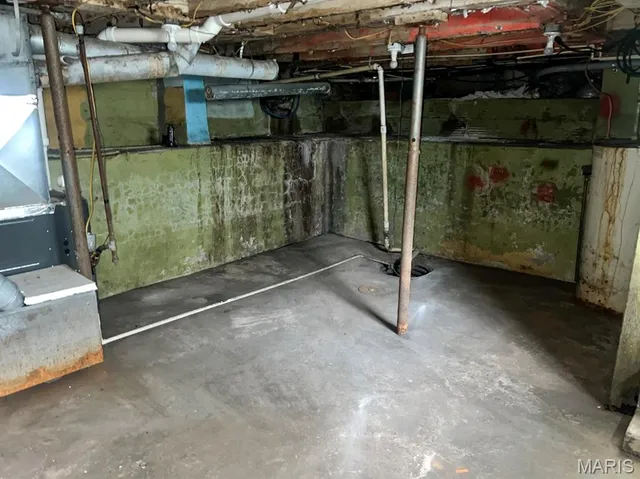 $75,000 | 220 East North Street, Roodhouse, IL 62082