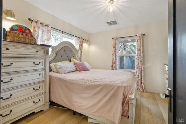 a view of walk in closet