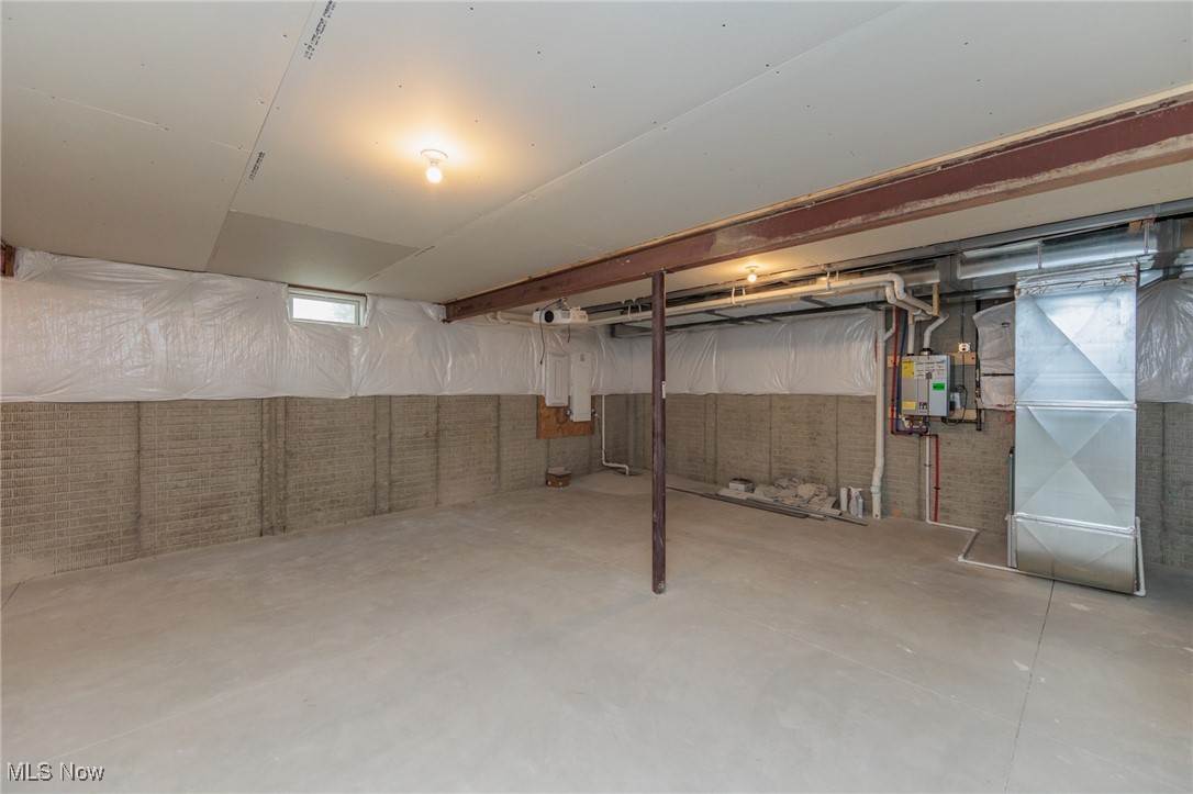 36458 Appian Way North Ridgeville, OH 44039 - Photo 30 of 37 Basement with water heater