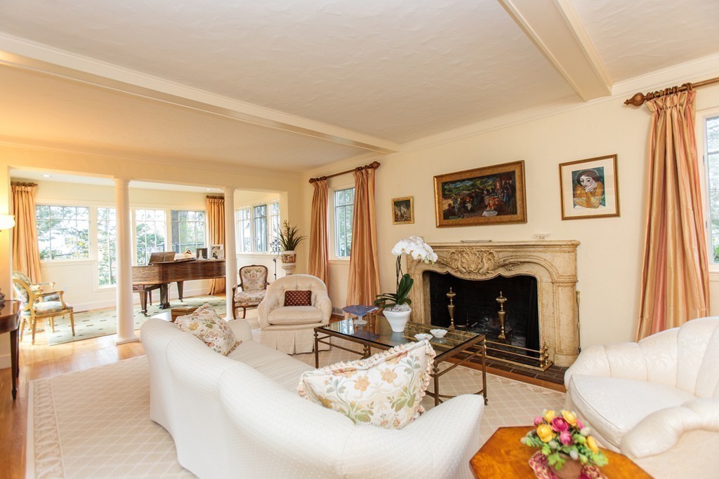 51 Old Colony Road Wellesley, MA 02481 - Photo 4 of 20