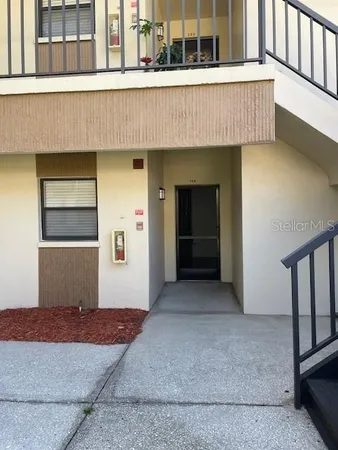 $1,400 | 2700 Nebraska Avenue, Unit 4106, Palm Harbor, FL 34684