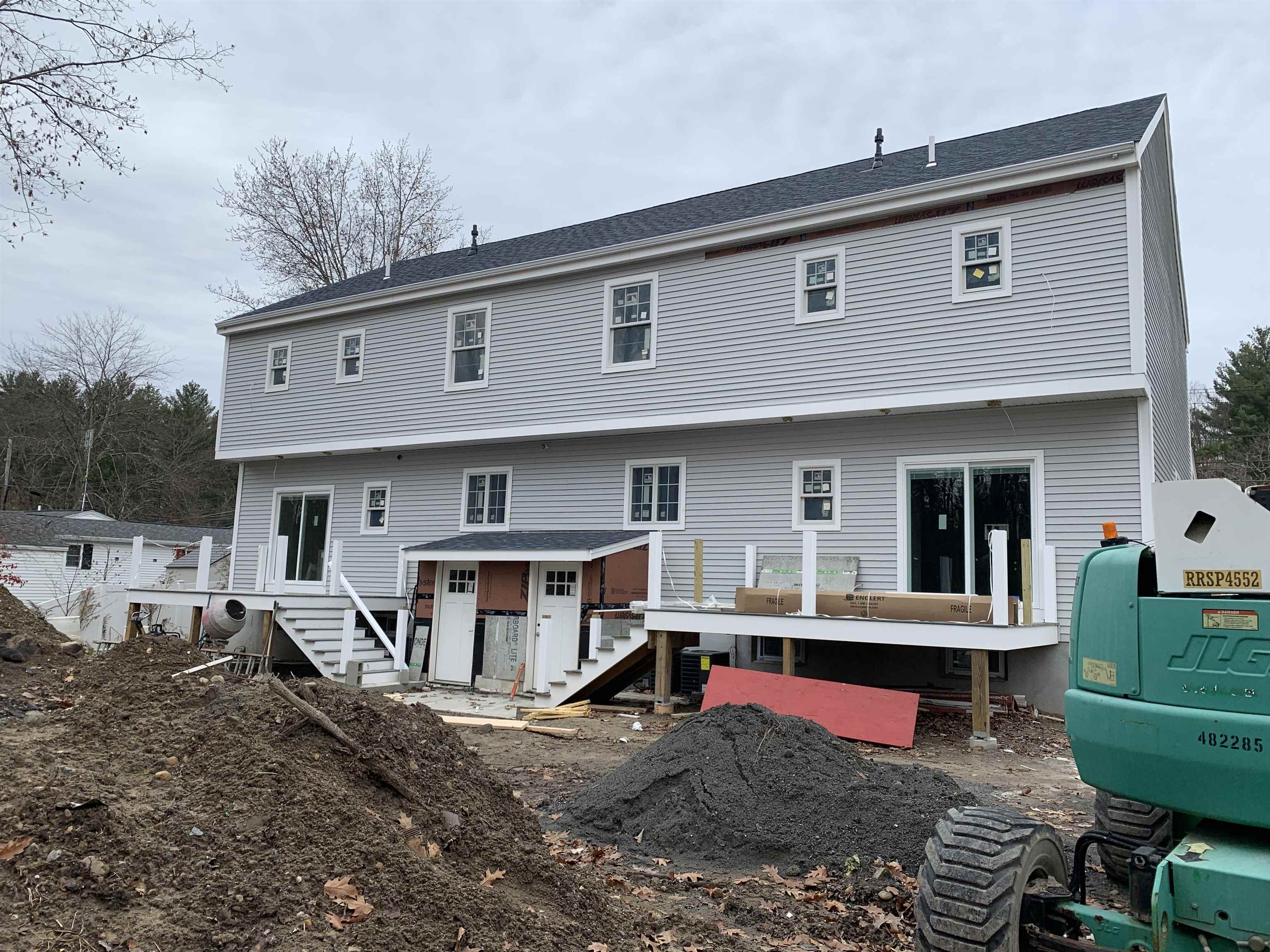 188 A Main Street, Unit RIGHT SIDE Salem, NH 03079 - Photo 3 of 16 Gallery Image 3