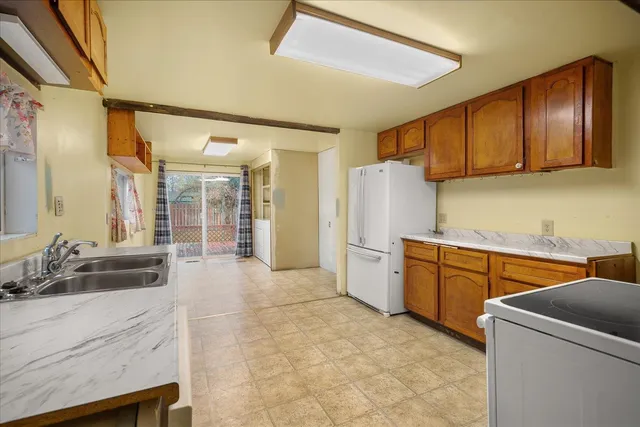 $275,000 | 2424 East Mission Avenue, Spokane, WA 99202