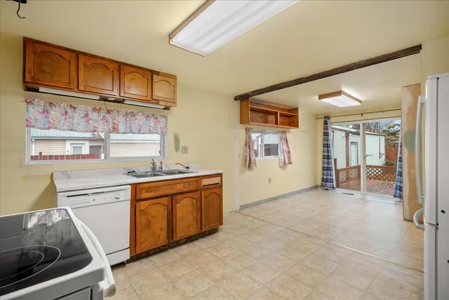 $275,000 | 2424 East Mission Avenue, Spokane, WA 99202