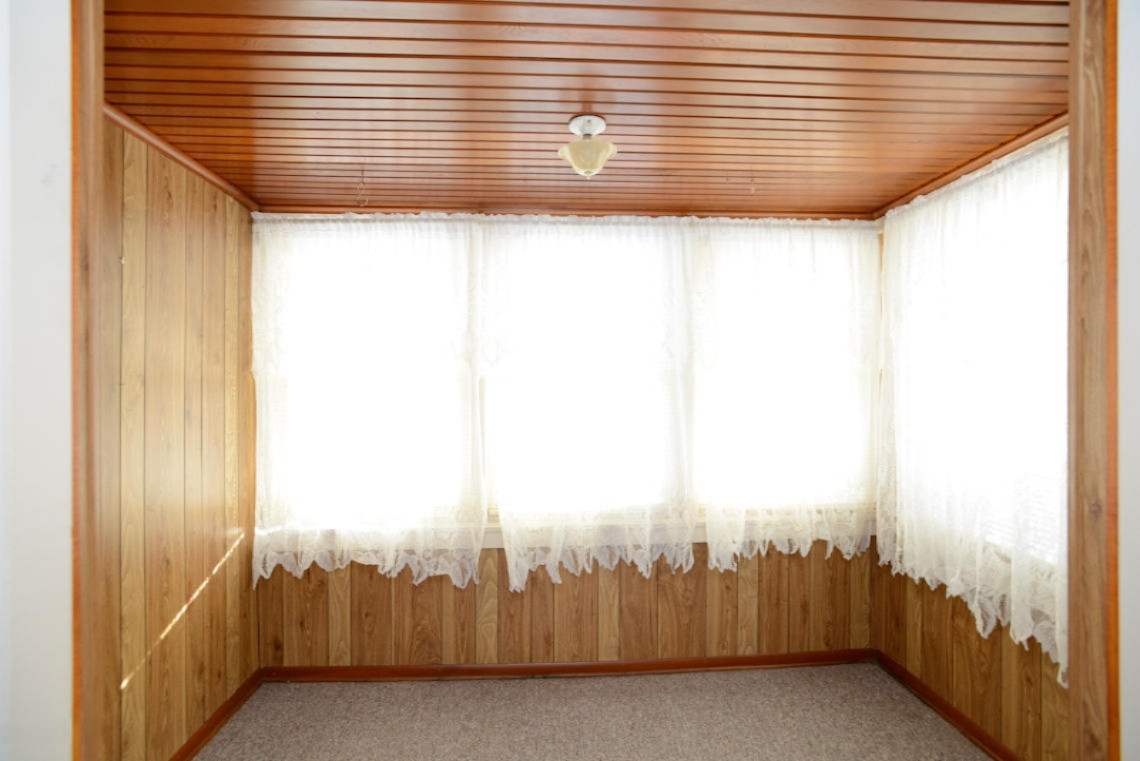 1706 Nazareth Road Kalamazoo, MI 49048 - Photo 4 of 18 Nazareth 1706 Kalamazoo-9